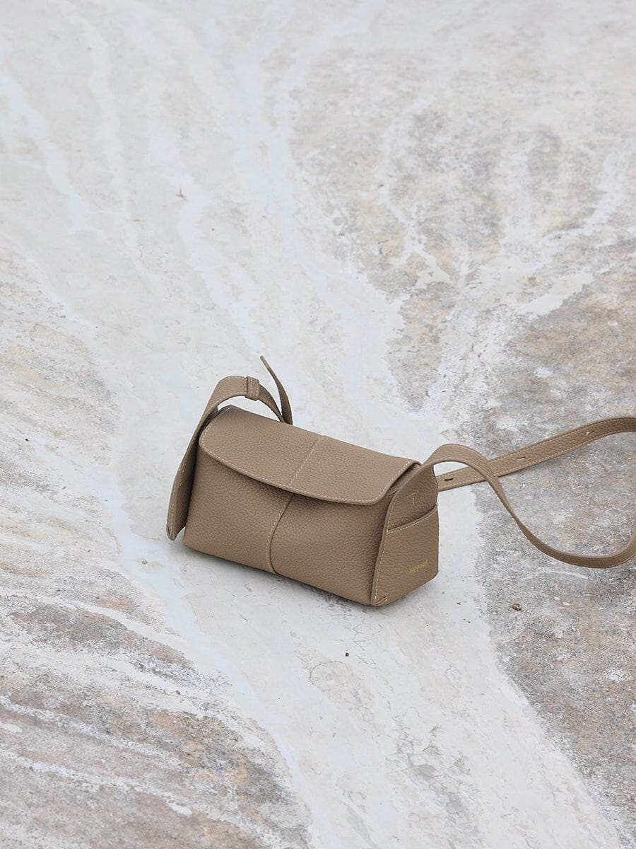 Mini Drippy Roof Bag